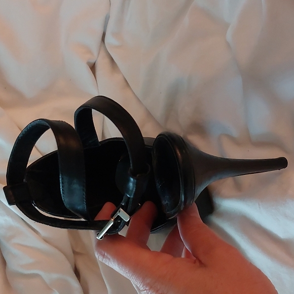 BCBG open toe boots - Picture 5 of 10